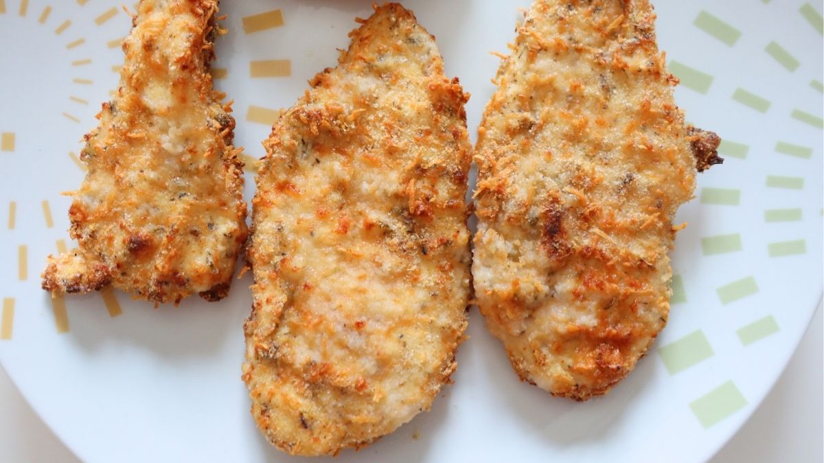 Air Fryer Mayo Parmesan-Crusted Chicken [Easy Recipe]