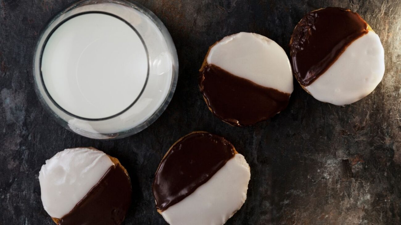 Black and White Cookie