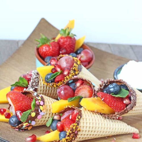 Chocolate Dipped Fruit Cones 002