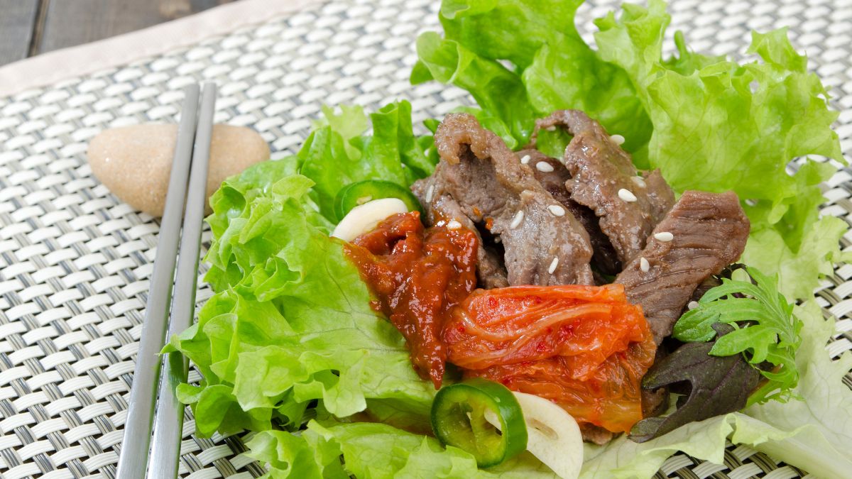 Costco Beef Bulgogi Served With Lettuce Wraps