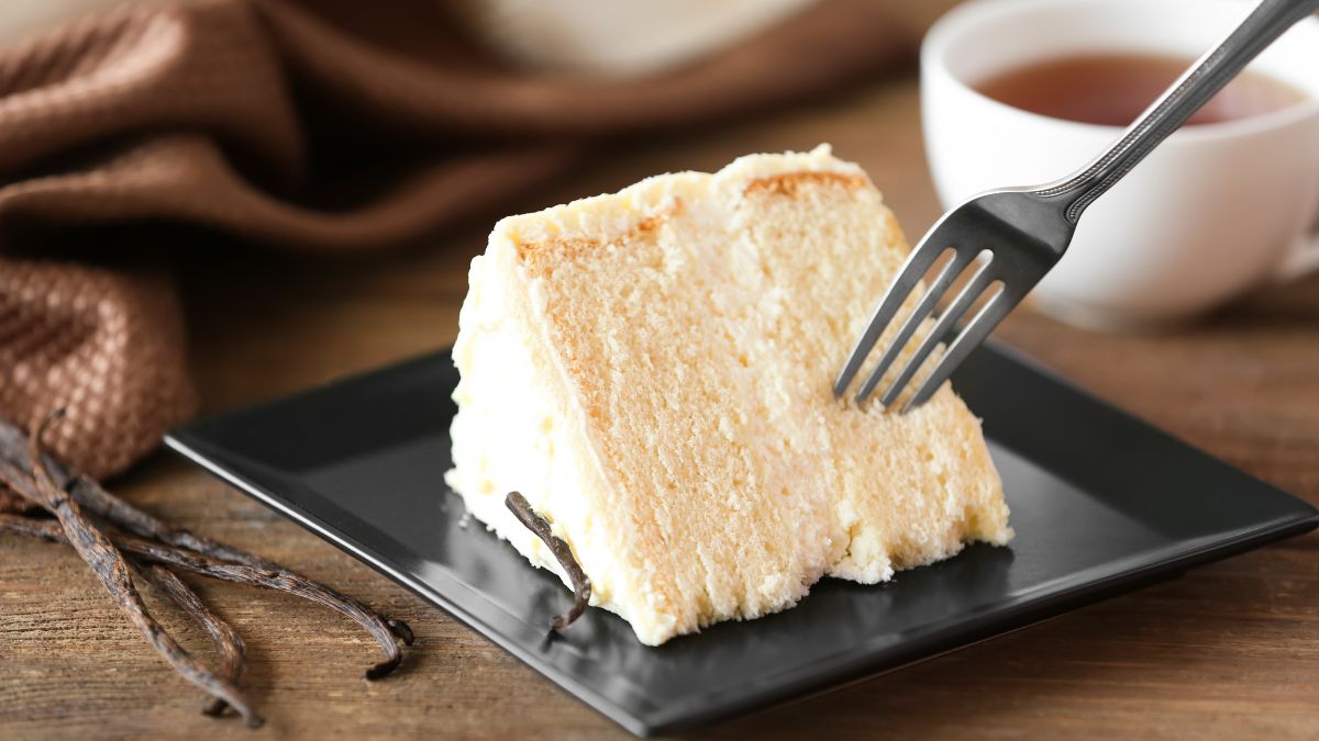Creme Fraiche Vanilla Cake