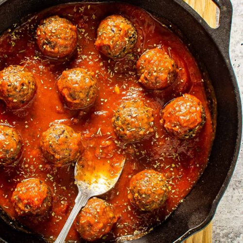 DELICIOUS Vegan Black Bean Meatballs easy to make SAVORY MOIST full of flavor vegan glutenfree plant based dinner meatball recipe shaneandsimple2