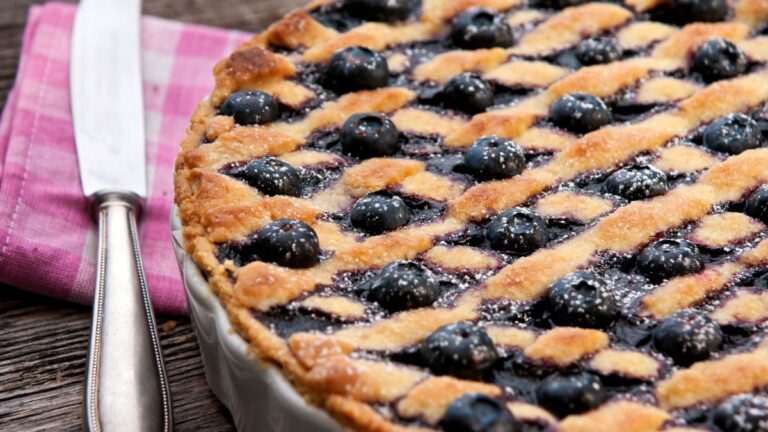 Does Blueberry Pie Need to Be Refrigerated?
