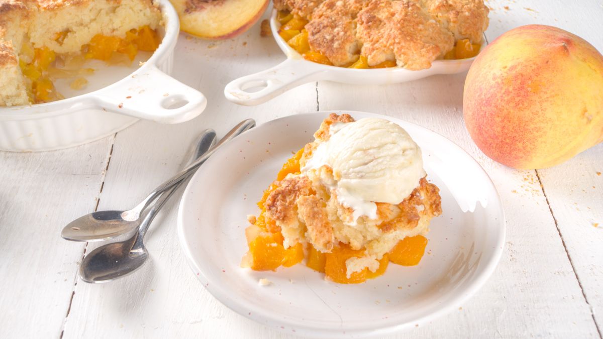 Does Peach Cobbler Need to Be Refrigerated