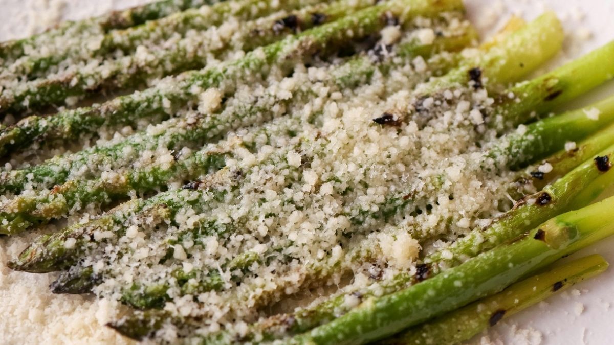 Garlic Butter Asparagus
