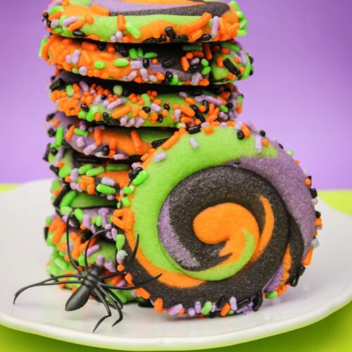HalloweenPinwheelCookies1TSF 680x874 1