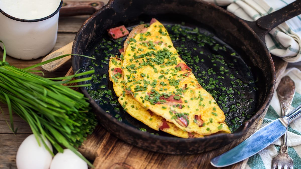Ham and Chives Omelette
