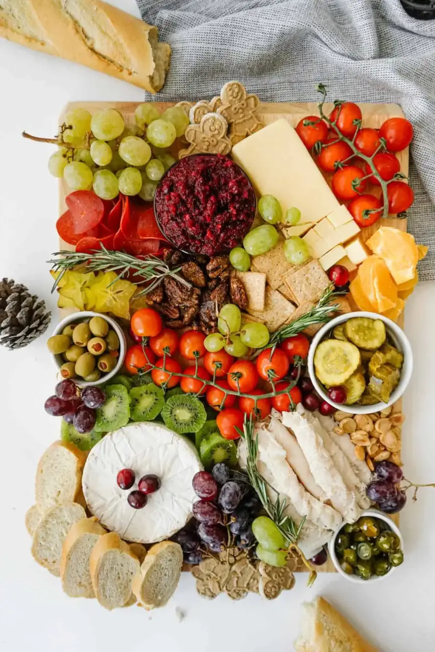 Healthy Holiday Charcuterie Board