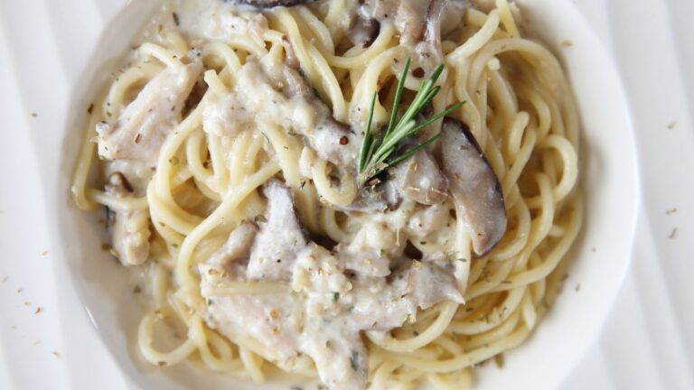 healthy substitute for heavy cream in alfredo sauce