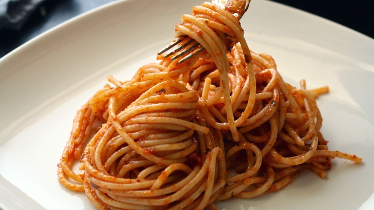 How to Fix Bland Spaghetti Sauce 3