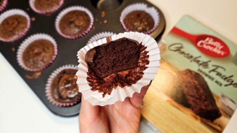 Here’s How to Make Chocolate Muffins from Brownie Mix!