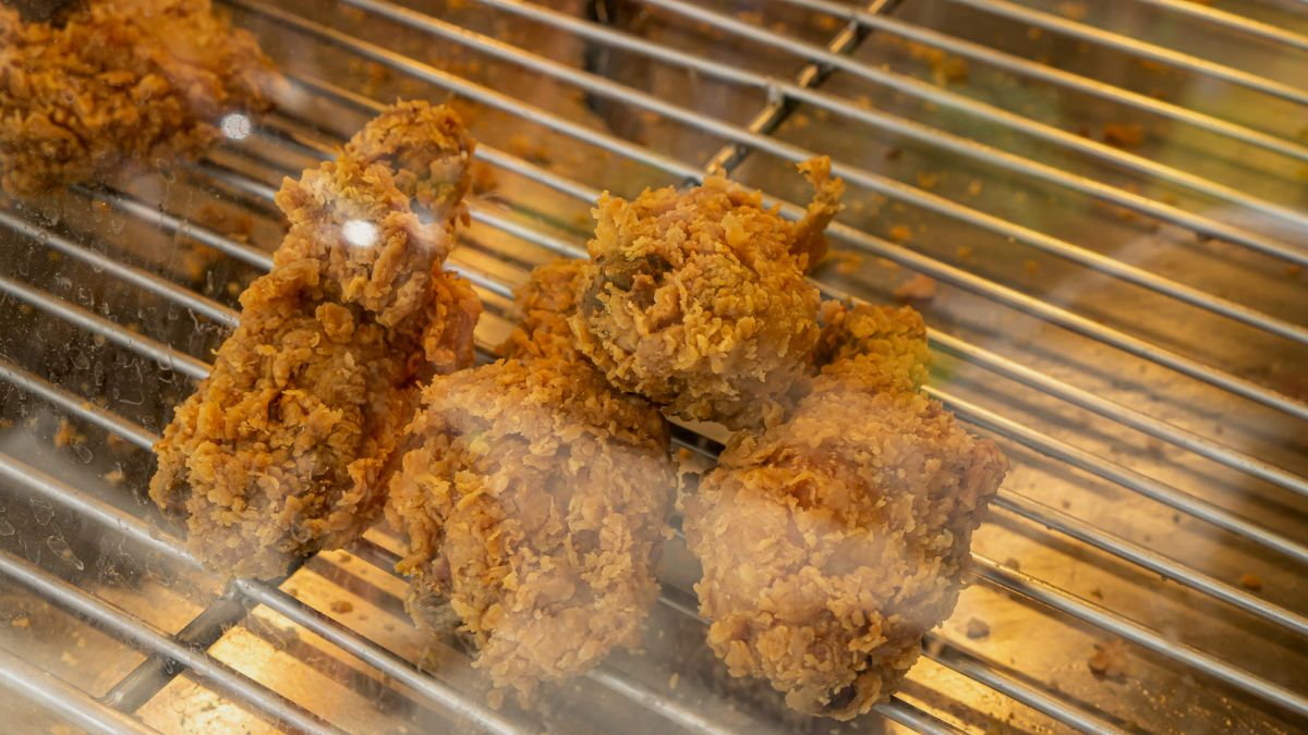 How to Reheat Popeyes Chicken