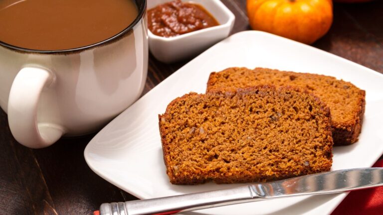 How to Reheat Pumpkin Bread? 3 Methods Explained