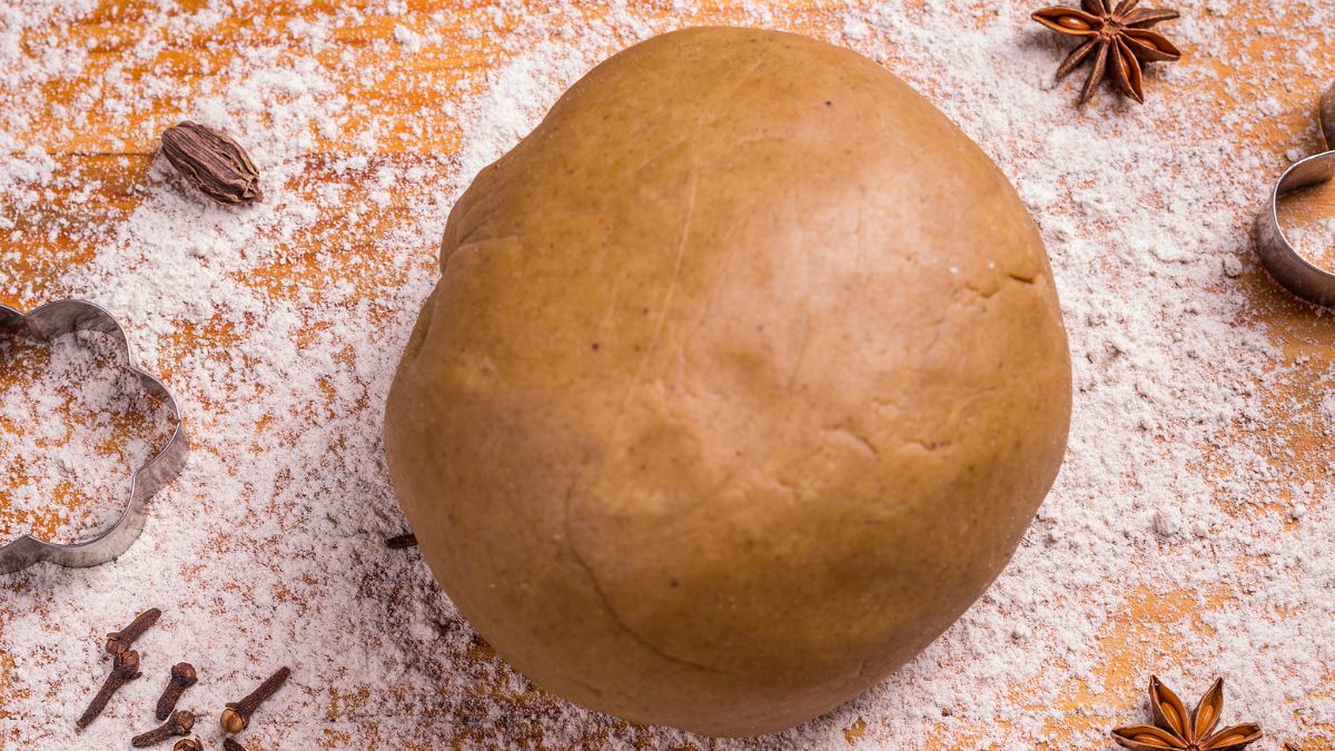 How to Store Gingerbread Dough