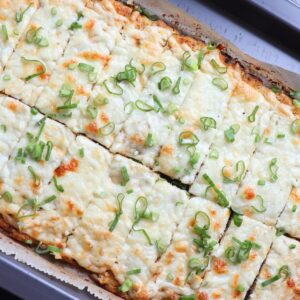 Low-Carb Cheesy Cauliflower Breadsticks keto