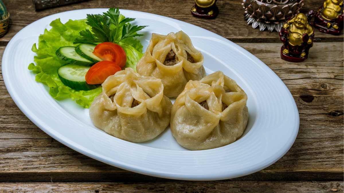 MONGOLIAN BUUZ national dish
