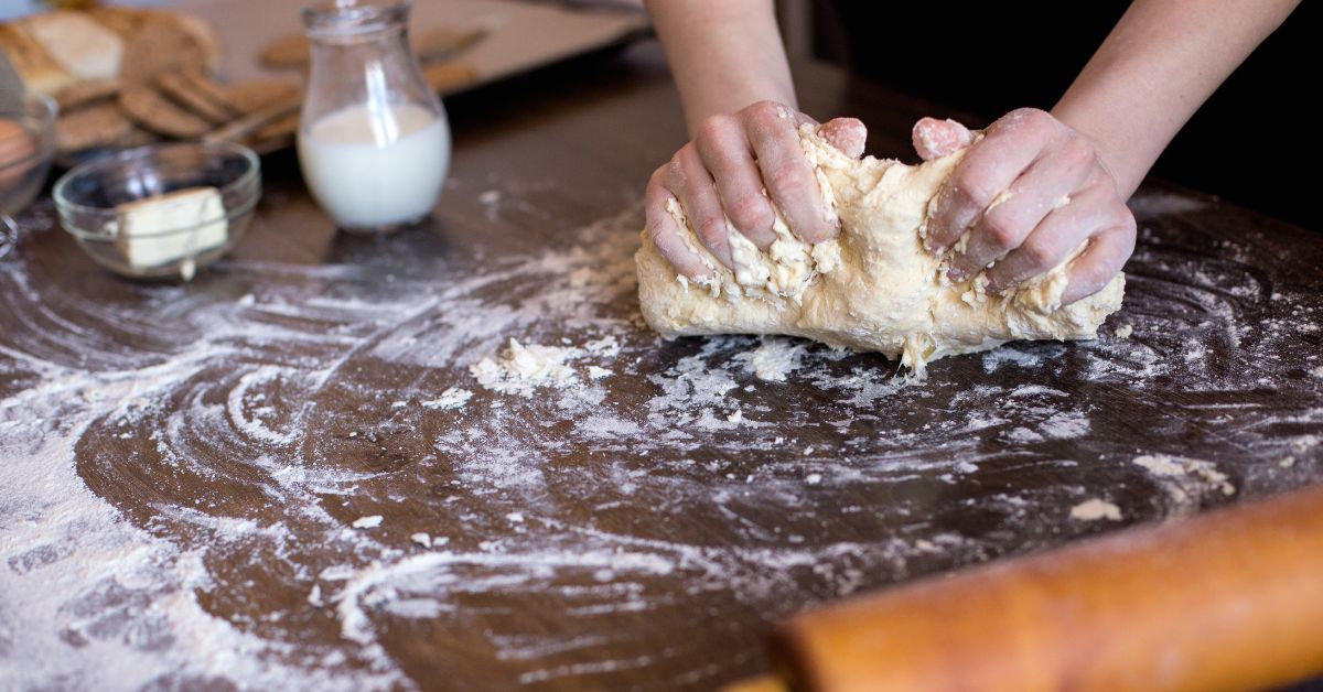 Monkey Bread Without A Bundt Pan: 6 Simple Ideas + Recipe