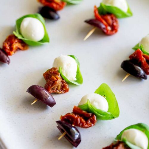 Mozzarella Basil Sundried Tomato and Olive Canape skewers1