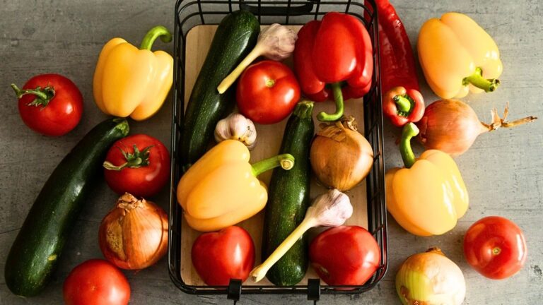What to Do With Extra Peppers, Tomatoes, and Zucchini
