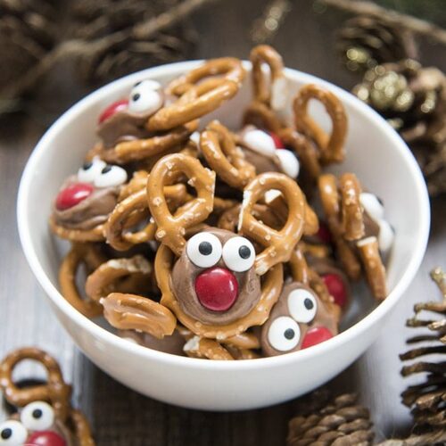 Reindeer Rolo Pretzels 1