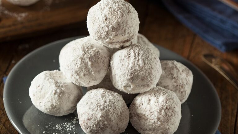 20 Desserts that Start with R [Ricotta Donut Is Just One of Them]