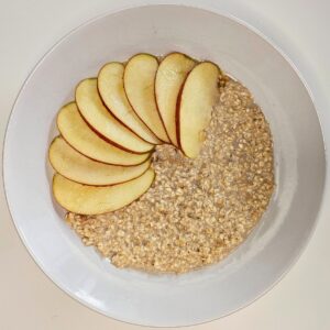 Stovetop Healthy Apple Pie Oatmeal Recipe