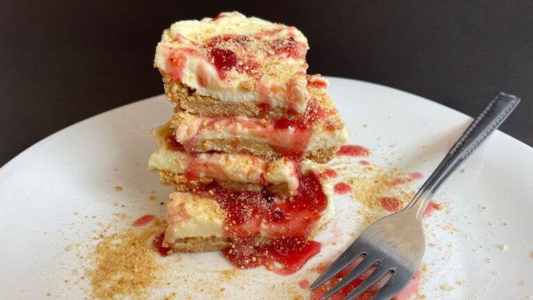 Strawberry Cheesecake Fudge [Recipe]
