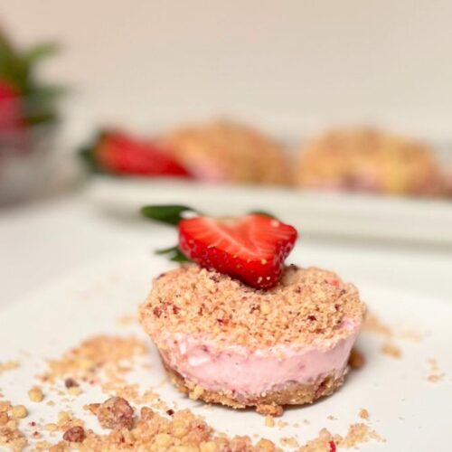 Strawberry Crunch Cheesecake Bites Recipe