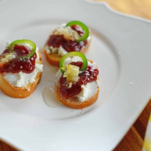 Strawberry Jalapeno Crostini 1 2048x1367 1