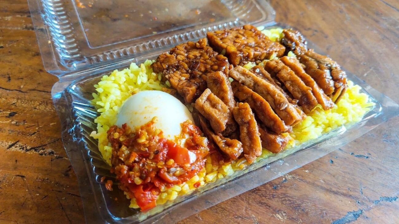 The Halal Cart Platter