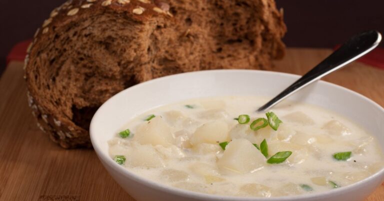 What Bread Goes with Potato Soup? 11 Ideas
