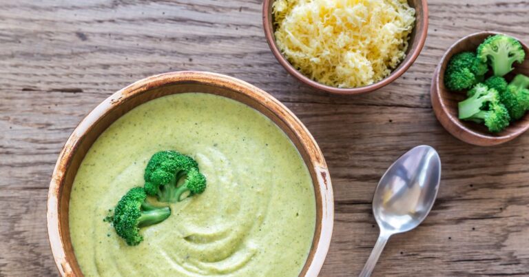 What Sandwich Goes with Broccoli Cheese Soup? 7 Perfect Combos