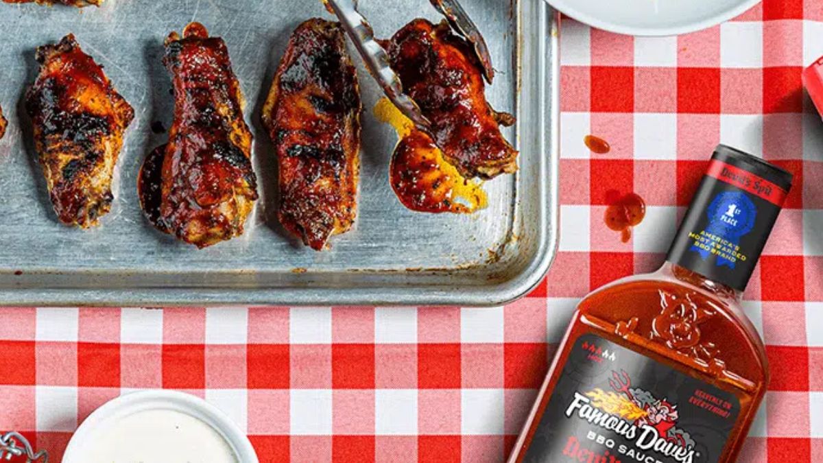 What Sauces Does Famous Dave’s Have, Taste Test & Pairings