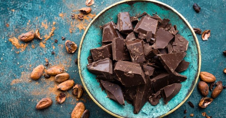 What Is Pure Chocolate? 5 Reasons to Eat It