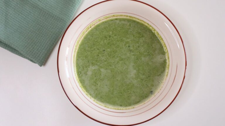 Asparagus and Spinach Soup [Step-by-step Recipe]