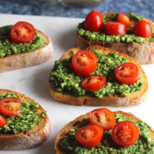 basil pesto crostini vt 2