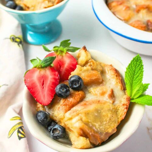 bread pudding with hamburger buns hero shot 1