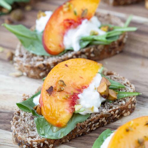 burrata appetizer with peaches