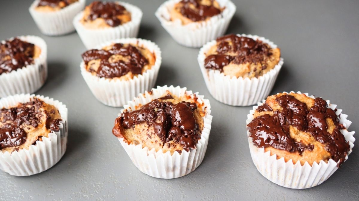 chocolate chip cottage cheese healthy muffins