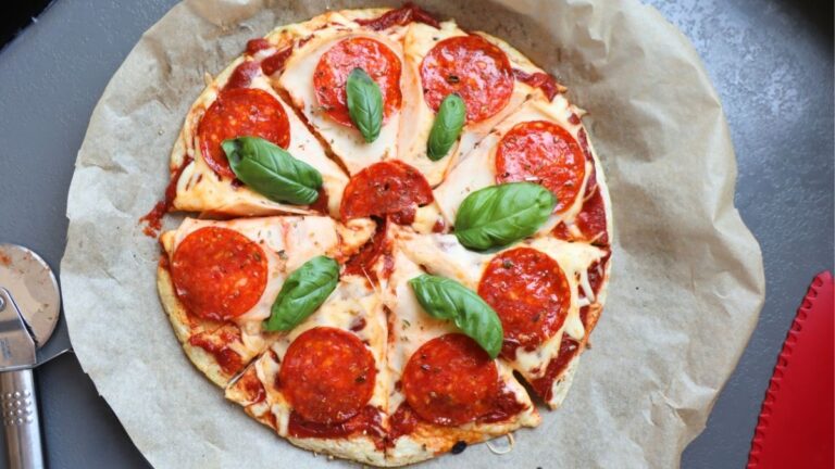 Healthy Cottage Cheese Pizza Crust [High-Protein Recipe]