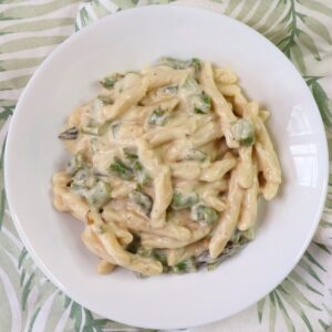 creamy asparagus pasta