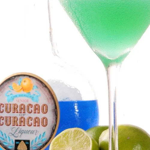 curacao rum cocktail mixed drink recipes 2