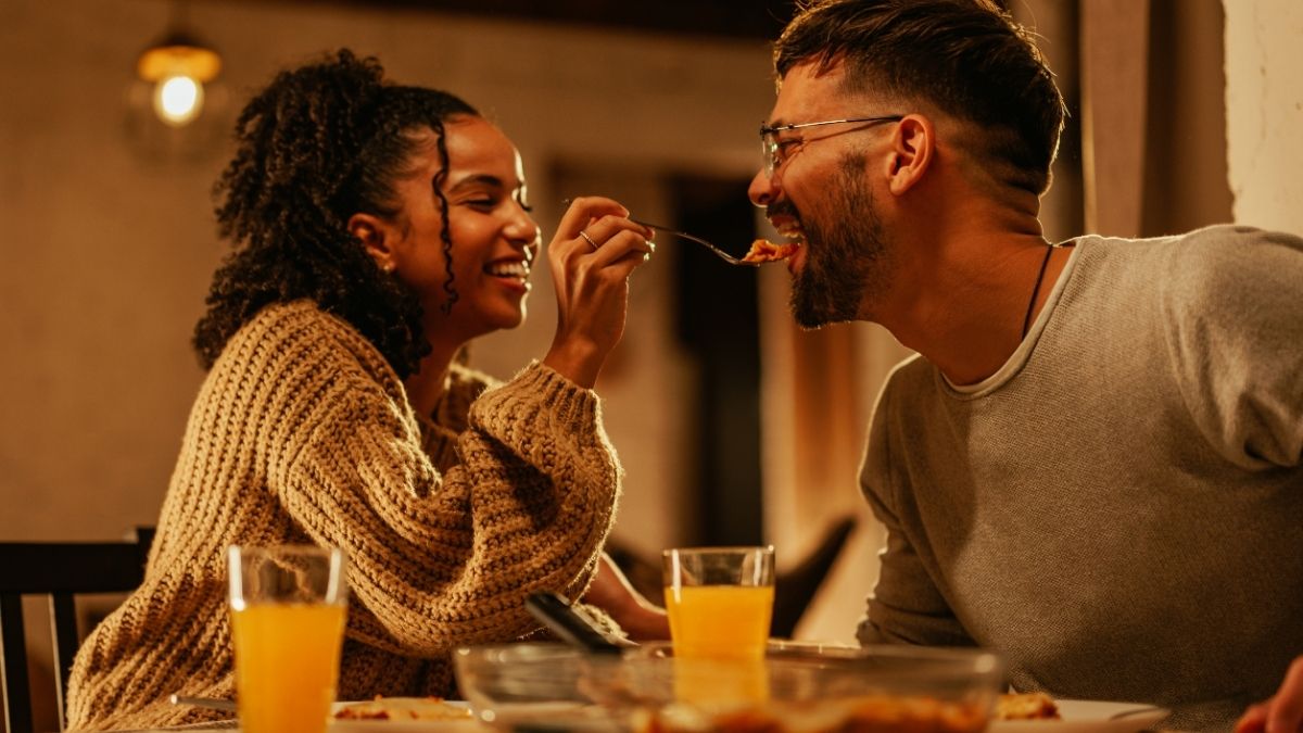 dinner at home couple