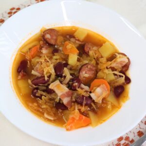 how to make european cabbage and sausage soup jota