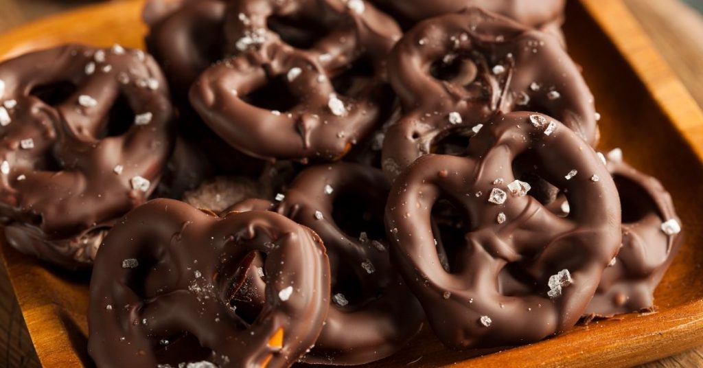How Much to Charge for Chocolate Covered Pretzels