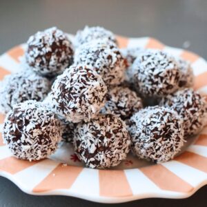 healthy chocolate coconut bites Recipe