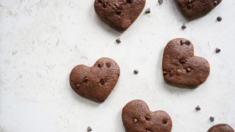 25 Heart Shaped Valentine’s Day Dessert Ideas