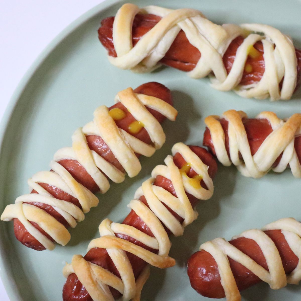 Halloween Food Ideas for Kids [Recipes for School Lunch and Party]
