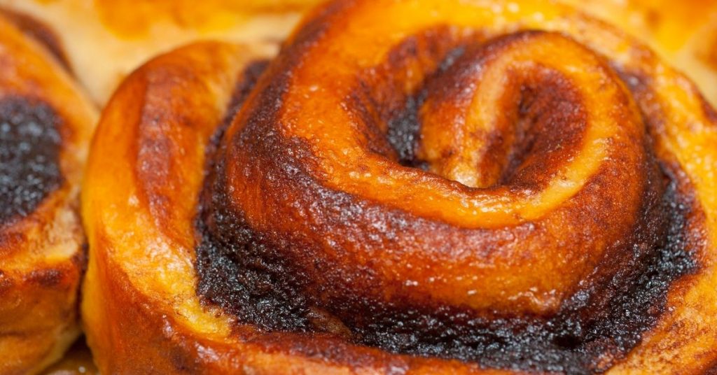 how to cook cinnamon rolls without an oven