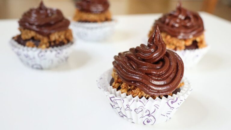 How to Make German Chocolate Cupcakes with Frosting? [Recipe]